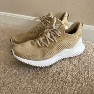 Adidas alphabounce gold size 9.5